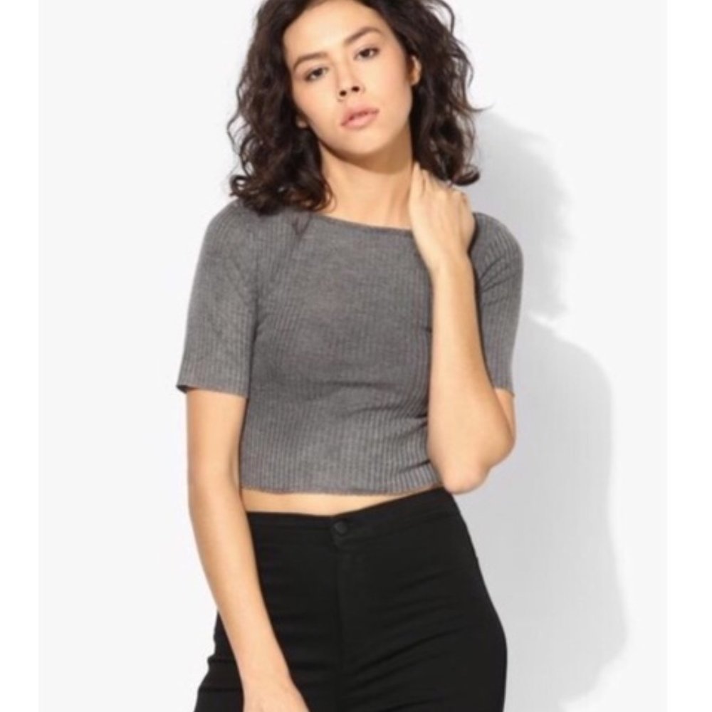 Topshop Slash Crop Top Tee Ribbed T-Shirt Size 2